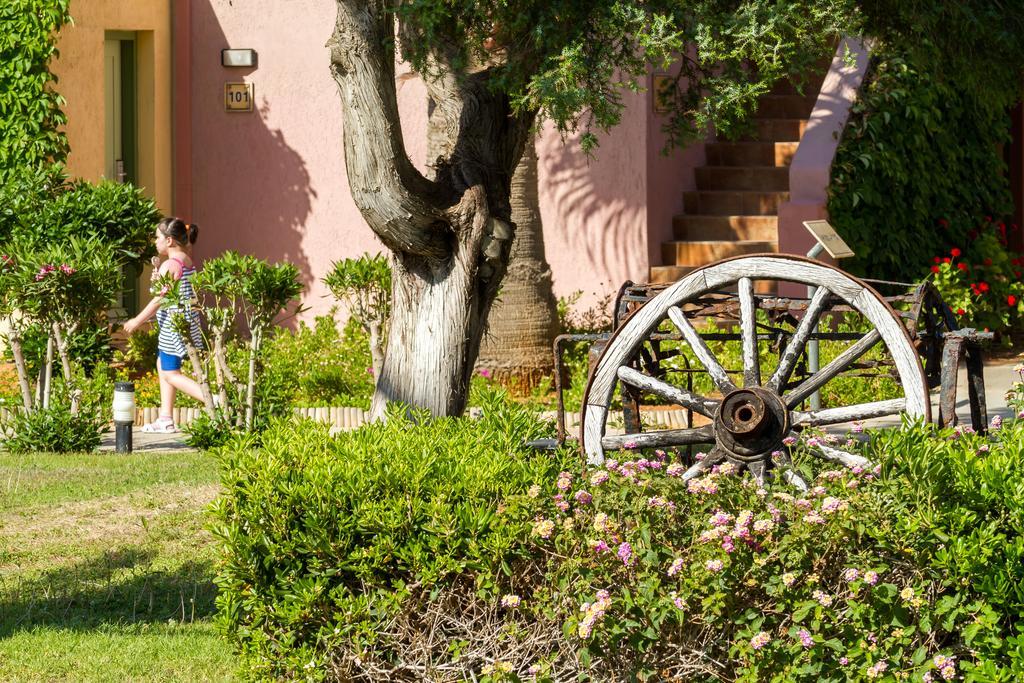 Zorbas Village And Aquapark Limenas Chersonisou Exterior foto